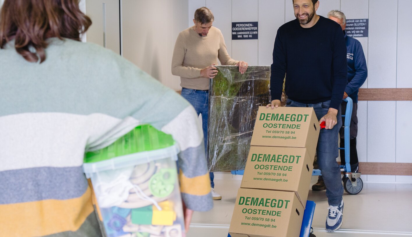 Demaegdt self storage biedt allerlei verpakkingsmaterialen te koop aan, van verhuisdozen tot dekens, matrashoezen of wikkelfolie, we hebben het allemaal! | © Nick Decombel